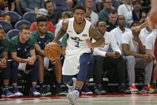 特雷-杨20+22老鹰力克骑士 热火送黄蜂3连败